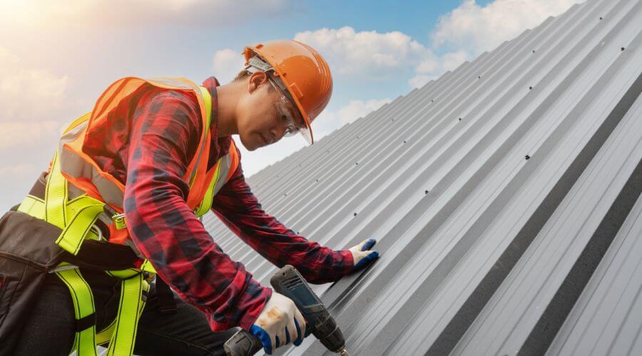 Professional Emergency Roof Repairs services in Greenacres, WA